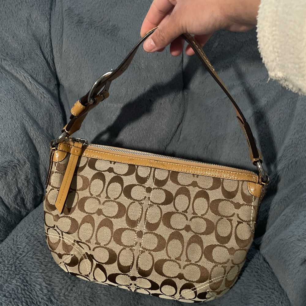 SOLD - Picture 2 of 5